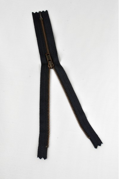 ZIP068 1號拉鏈  單頭拉鏈款式  紅古銅牙拉鏈  密尾拉鏈款式  不設單獨拉鍊訂購 細節-4